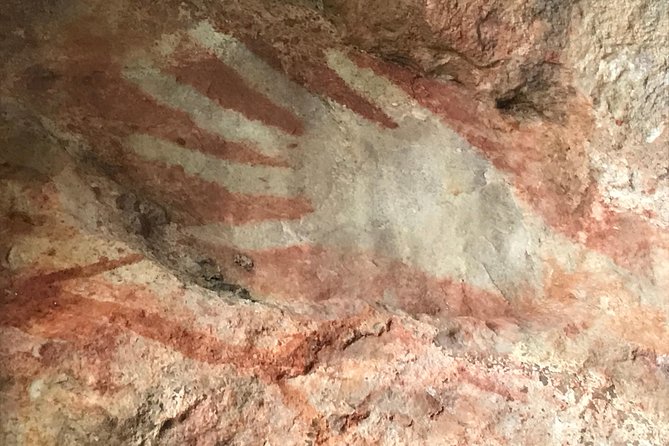 Arnhem Land Yingana Injalak Hill Full Day Tour From Jabiru - Common Questions