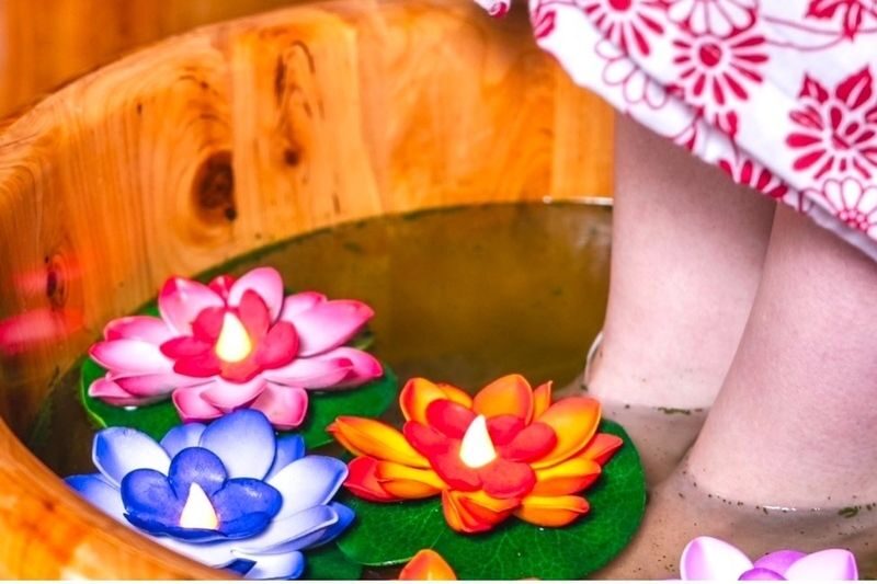 Aroma Massage with Bamboo stick at the Temple 120min - Should you book this Osaka temple massage?