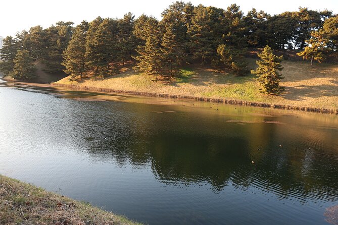 Around Imperial Palace to Hie Shrine WalkingTour - Architectural Wonders En Route