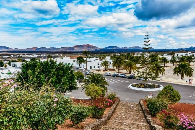 Arrecife: Timanfaya Park and Green Lagoon Shore Excursion - Customer Reviews
