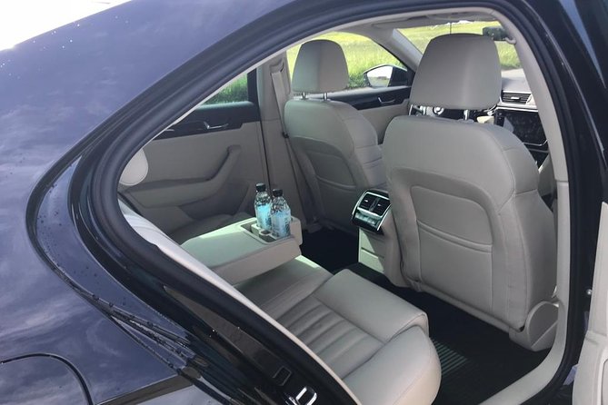 Arrival in Iceland - Private Airport Transfer From KEF Airport - Benefits and Inclusions