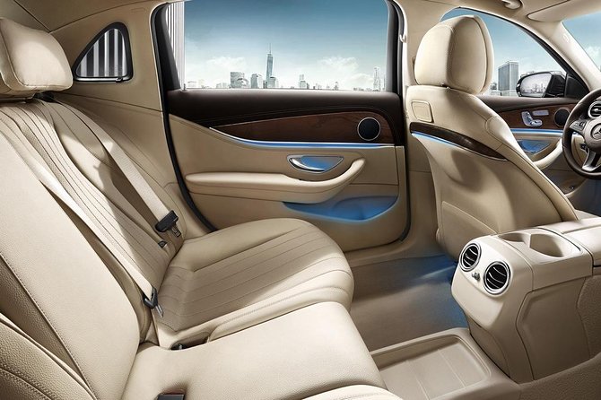 Arrival Private Transfer Barcelona Airport or City to Montserrat by Business Car - Transfer Details