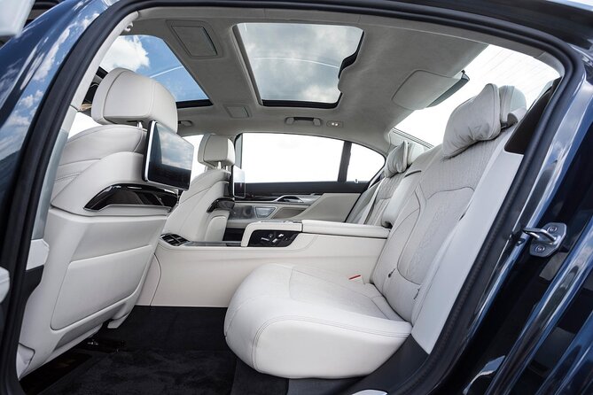 Arrival Private Transfer Brussels Train Station to Brussels by Luxury Car or Van - Selecting Date and Travelers