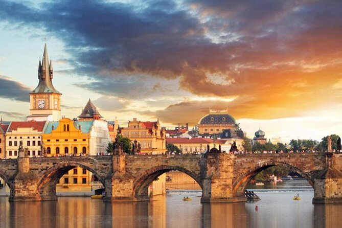 Arrival Private Transfer From Prague Airport PRG to Prague City in Car/Van - Pickup Details