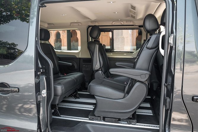 Arrival Private Transfer From Riga Airport RIX to Riga City by Minivan - Cancellation Policy