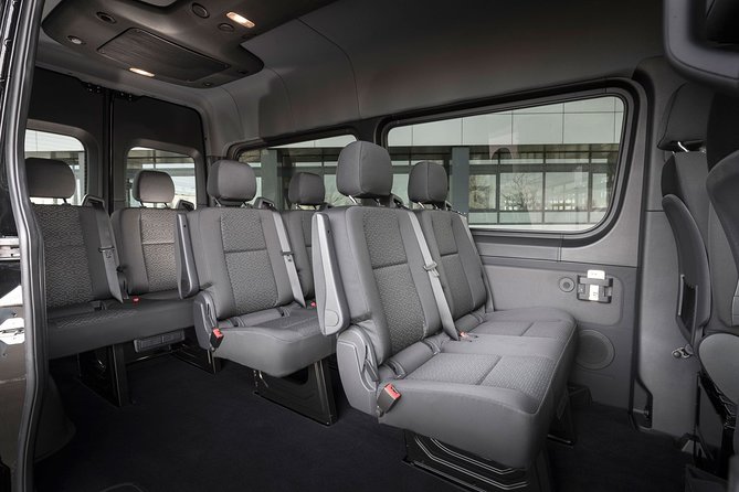 Arrival Private Transfer: Toronto YYZ Airport to Toronto City by SUV or Minibus - Drop-off and Pickup Details