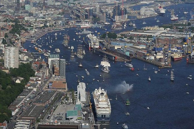 Arrival Private Transfers From HAMburg Airport HAM to HAMburg City - Viator, Inc