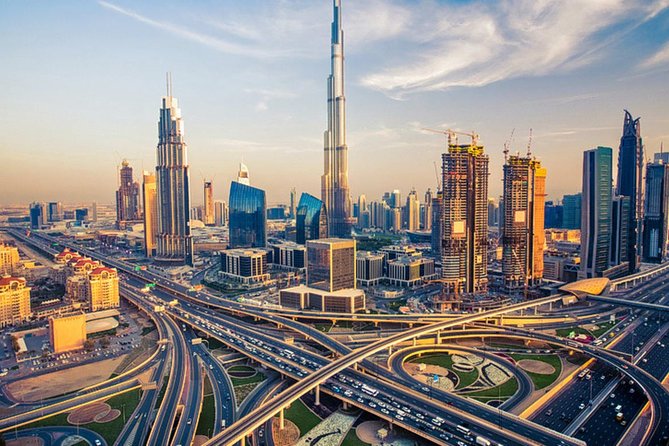 Arrival Transfer: Dubai Airport DXB to Dubai in Luxury SUV - The Sum Up