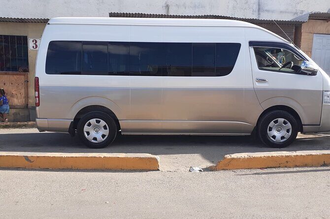 Arrival Transfer from Montego Bay Airport to Negril Hotels - Introduction: A Reliable Ride from Montego Bay to Negril