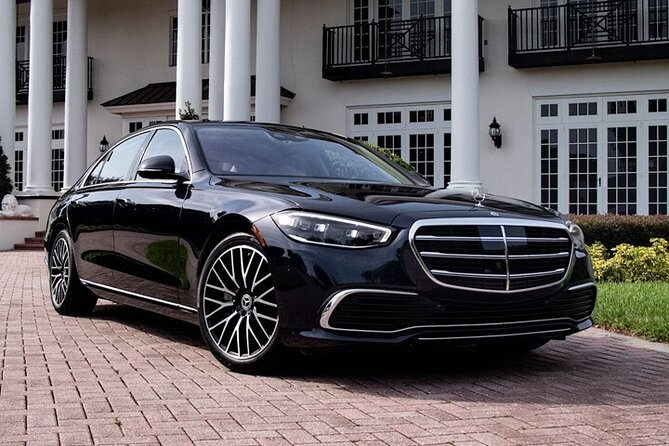 Arrival Transfer From Warsaw Airport WAW to Warsaw by Luxury Car - Frequently Asked Questions