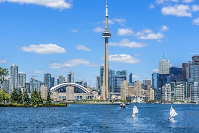 Arrival Transfer: Pearson Airport YYZ to Toronto in Sedan Car - Pricing, Booking, and Additional Fees