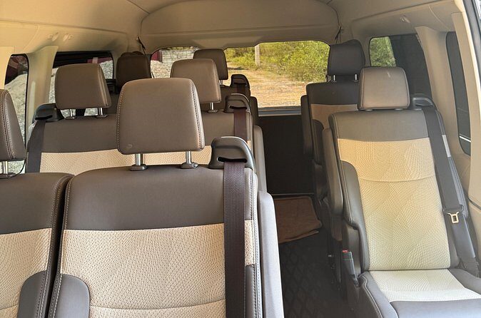 Arrive in Style Montego Bay Roundtrip Transfer - What Reviewers Highlight Most