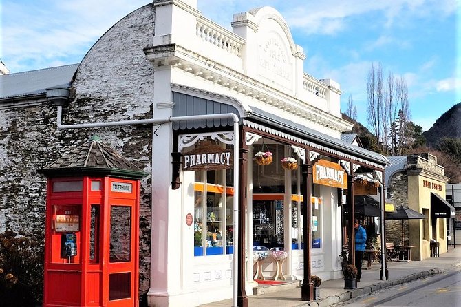 Arrowtown and Wanaka Platinum Tour From Queenstown - Meeting and Pickup, Cancellation Policy, and Traveler Photos