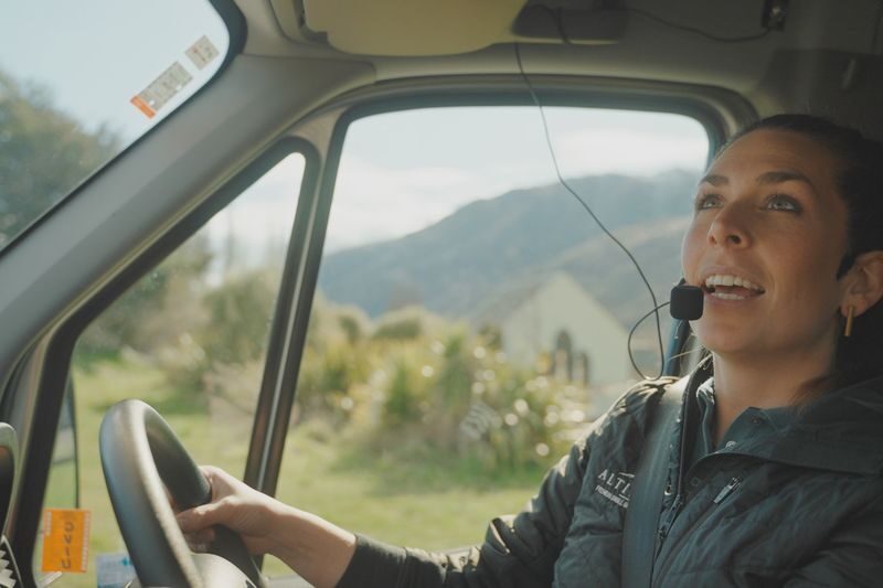 Arrowtown, Ayrburn, and Winery Half-Day Tour in Queenstown - Arrowtown’s gold rush streets and a chance to pan