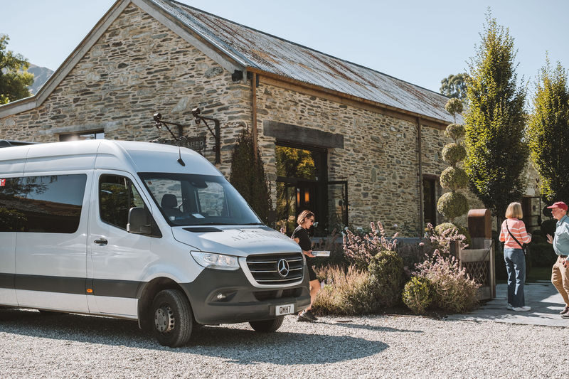 Arrowtown, Ayrburn, and Winery Half-Day Tour in Queenstown - Ayrburn: heritage precinct, coffee, and breathing room