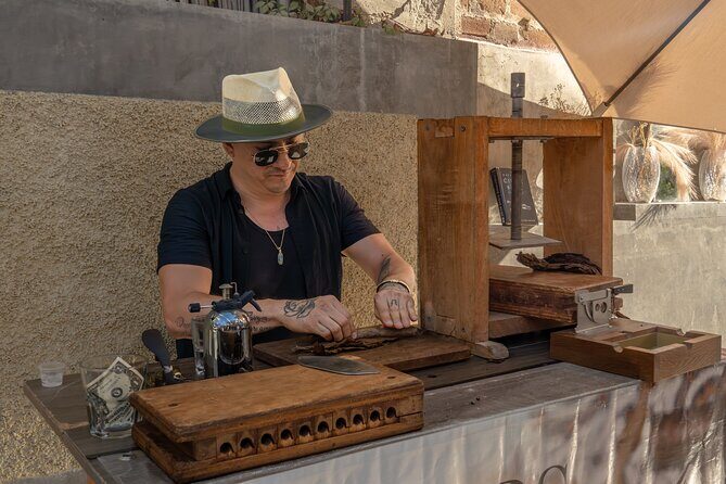 Art and Wine Evening City tour in San Jose del Cabo for Adults - Authentic Insights from Reviewers