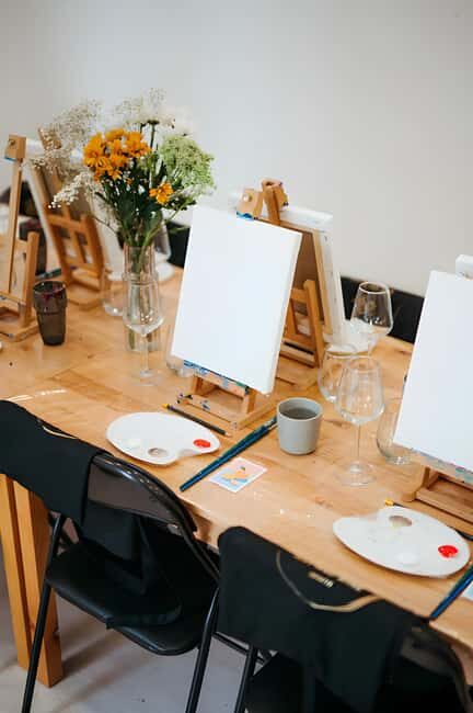 Art and Wine Lab painting experience in Venice and Milano - The Value of This Experience