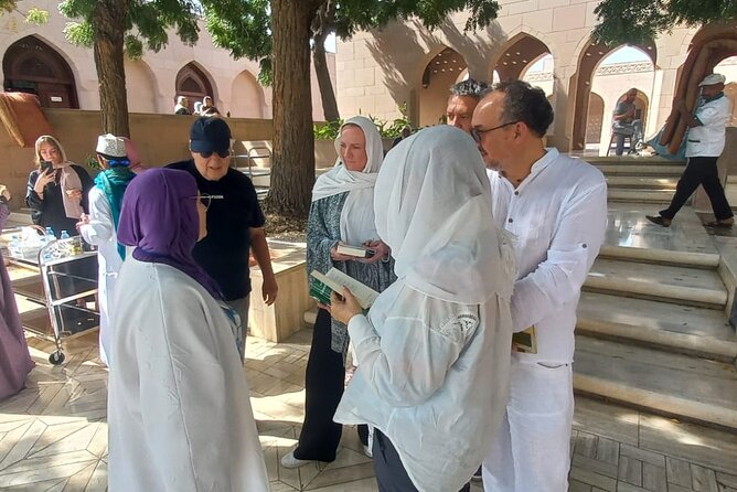 Art & Culture Visit Sultan Qaboos Grand Mosque Guide - Cancellation Policy