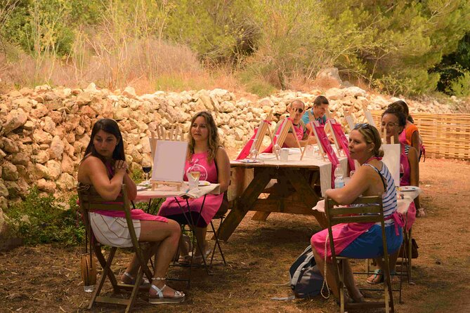 Art Experience With Wine - Guest Experiences