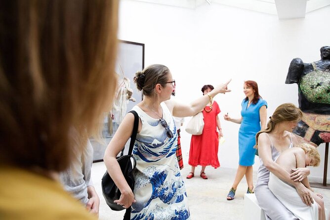 Art Galleries Private Guided Tour in Paris With an Art Expert - Exclusive Art Galleries