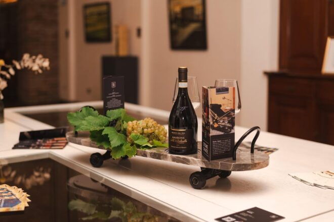 ART GALLERY AND GUIDED CELLAR TOUR - Additional Amenities