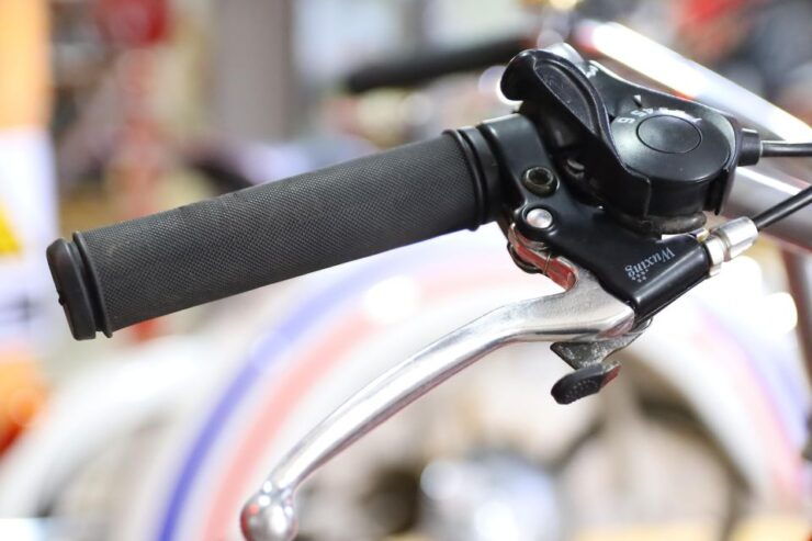 Art Gallery on Wheels - Location and Experience