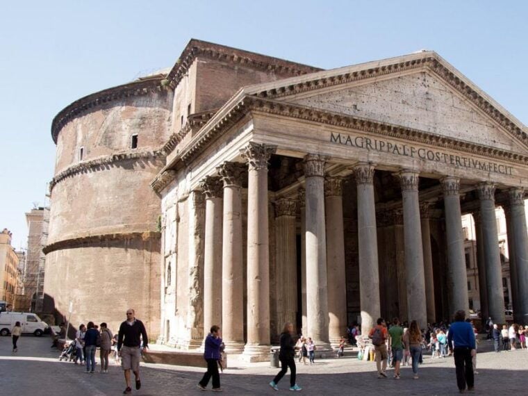 Art, History, and Engineering: The Pantheon Experience - Exploring Raphaels Tomb