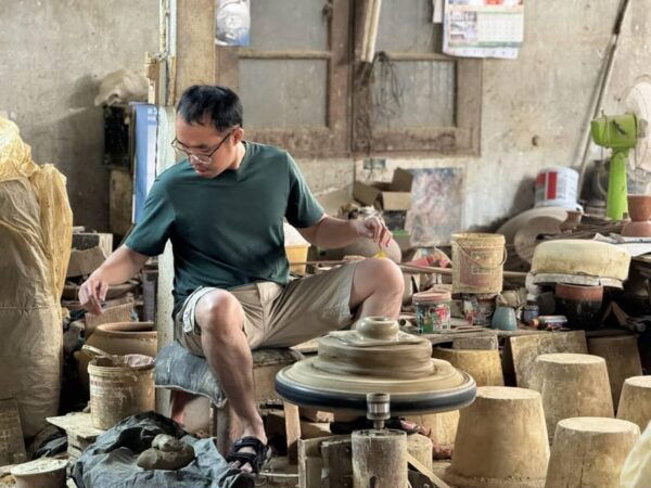 Art of Handicraft Silverwork & Pottery. - Tips for Your Visit