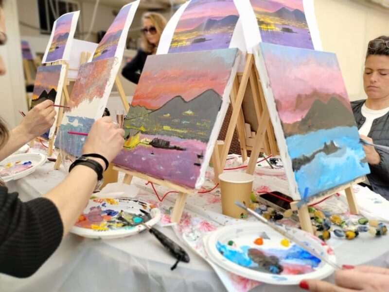 Art Workshop in Naples city centre with Aperitif - The Experience in Detail: From Arrival to Masterpiece