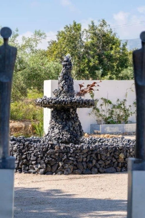 Arte-Contemporary: Sculpture Park and Art Gallery Visit - Self-guided Tour Experience