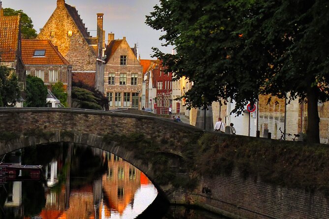 Artistic Bruges on a Private Tour With a Local - Exploring Bruges Artistic Heritage