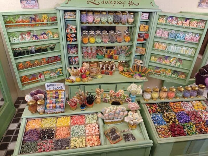 Artistic nativity scene in Vezzolano - Artistic Nativity Scene in Vezzolano: A Unique Cultural Experience in Piedmont