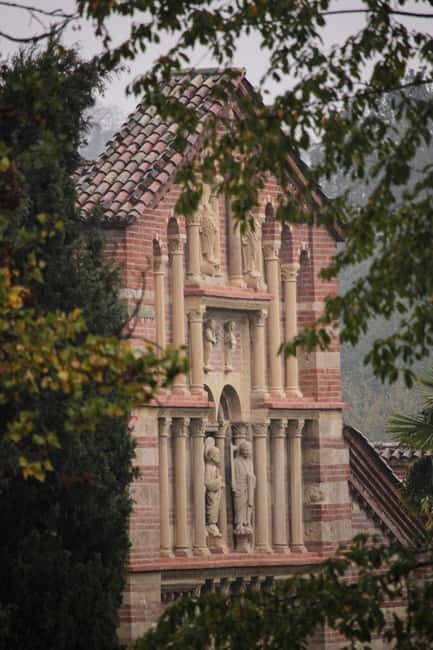 Artistic nativity scene in Vezzolano - An In-Depth Look at the Tour