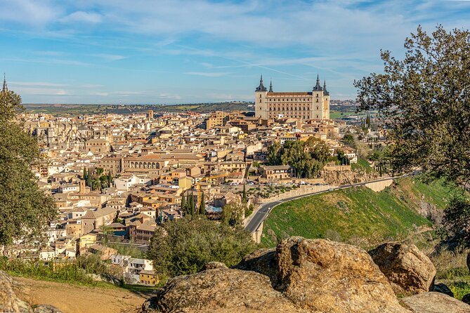 Artistic Toledo! From Madrid With Entrance and Guided Visit to the Primate Cathedral - Overview of Artistic Toledo Tour