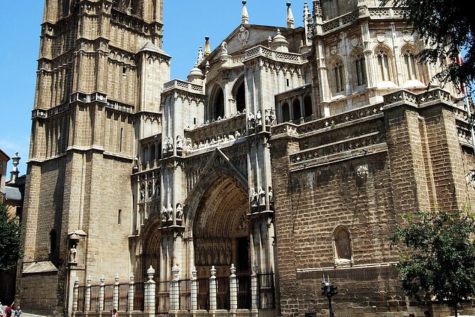 Artistic Toledo! From Madrid With Entrance and Guided Visit to the Primate Cathedral - Additional Inclusions and Highlights