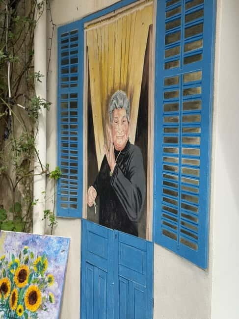 Artistic walk in Borgo Parrini with traditional tasting - The Itinerary Breakdown