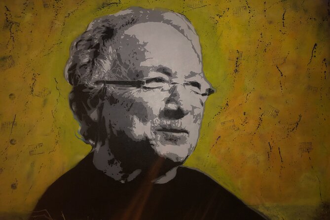 Artistic Walk in Nice - Uncovering Hidden Artistic Treasures