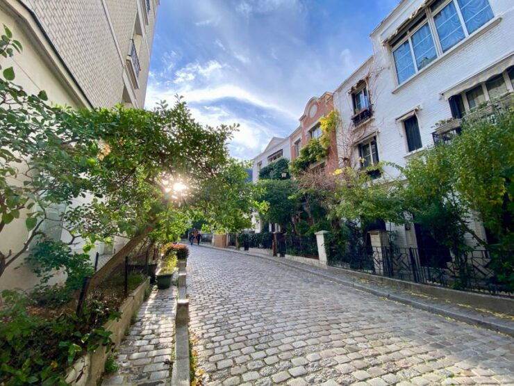 Artists in Paris: 3 Smartphone Audio Walking Tours - Montparnasse: Artistic Scene Discovery