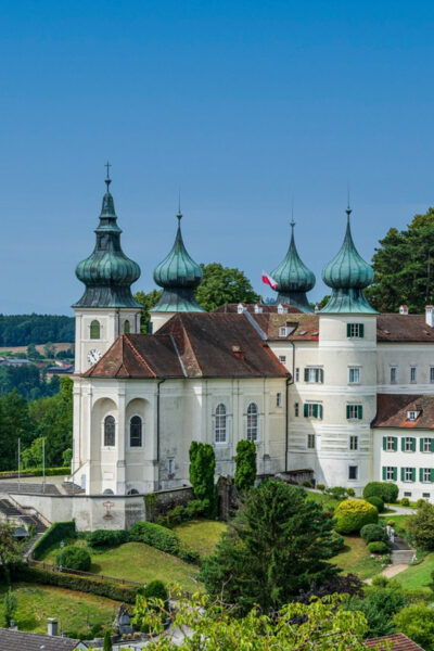 Artstetten Castle: Your Ticket to a Journey Into the Past - Souvenir Shopping