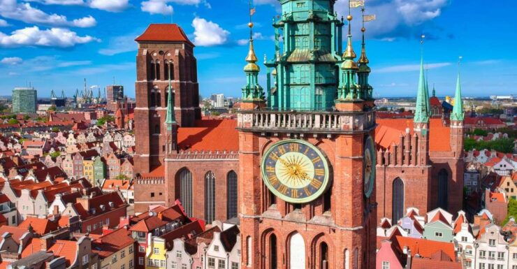 Artus Court and Gdansk Old Town Private Tour With Tickets - Tour Details