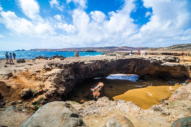 Aruba Island Sightseeing Tour Plus Arashi Beach Visit - Traveler Reviews