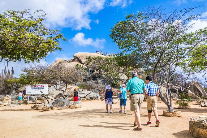 Aruba Island Sightseeing Tour Plus Arashi Beach Visit - Common Questions