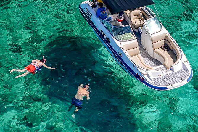 Aruba Private Boat Tour with Snorkeling - Exploring Aruba from the Water: What to Expect from the Private Snorkeling Tour  