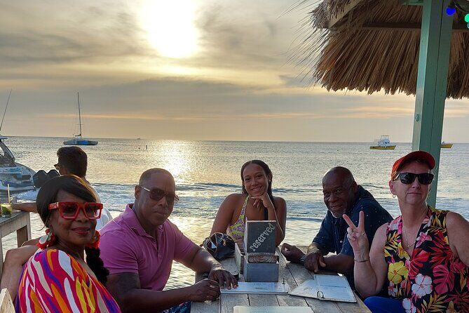 Aruba Private Tour with SeaFood/Caribbean Food Included - Exploring Aruba with a Private Touch: What You Can Expect