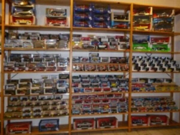 Arvika: Vehicle Museum - Guided Tour Experience