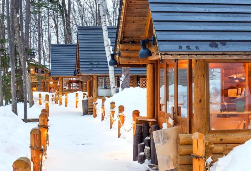 Asahiyama Adventure: Zoo+Waterfalls & Blue Pond Day Tour - FAQ