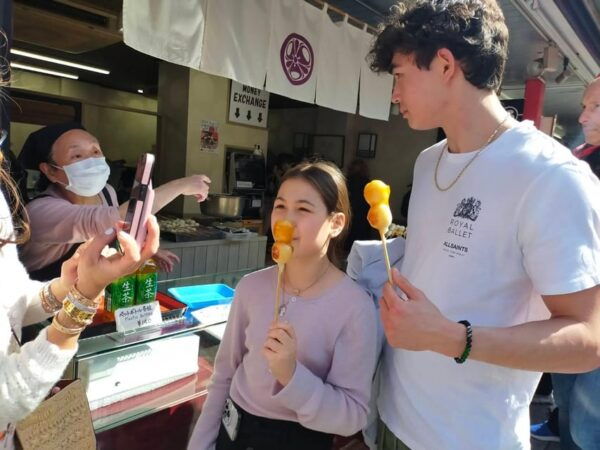 Asakusa Free For Kids Clture &10 Food Bites With Local Host - Family-Friendly Features
