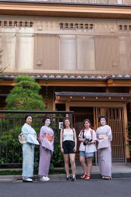 Asakusa: Geisha Performance and Tea House Experience - An Overview of the Experience