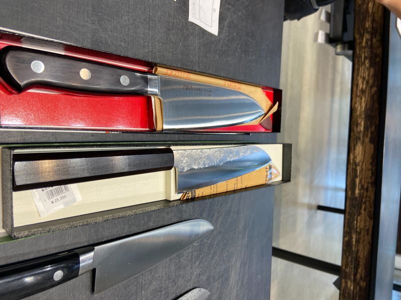 Asakusa: Japanese Kitchen Knife Store Visits After History Tour - Asakusa Shrine and the meeting of traditions