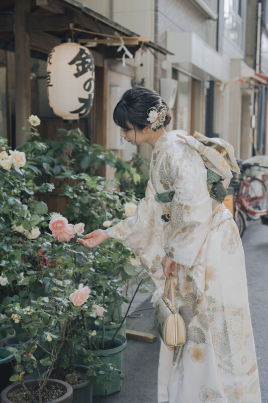 Asakusa Kimono & Furisode Rental Experience (Tokyo / Provided by Wasou Komachi Kanon) - Taking the kimono out into Asakusa